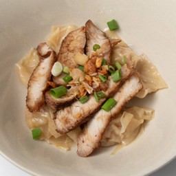 เกี๊ยว หมูย่างซีอิ้ว