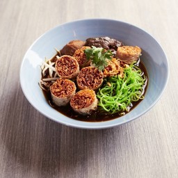 (ร้านก๋วยจั๊บหม้อดิน) ก๋วยจั๊บหม้อดินใส่เผือก