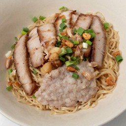 บะหมี่ หมูย่างซีอิ้ว