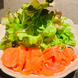 Smoked Salmon Salad