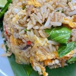 ข้าวผัดปลากระป๋อง