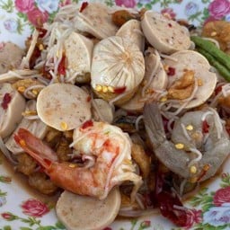 ตำเหลาหมูยอกุ้งสดสุก