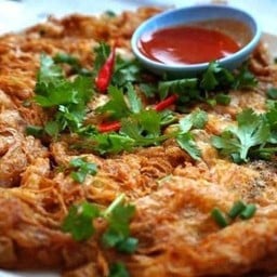 ข้าวไข่เจียวหมูสับรสแซ่บ