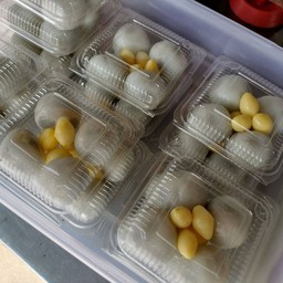 บัวลอยงาดำ (กล่อง)