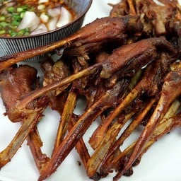 ลาบแซ่บ รัชดา32