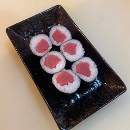 ทูน่ามากิ