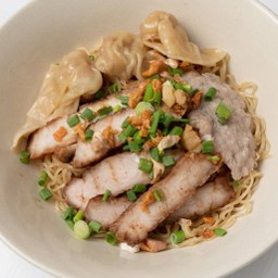 บะหมี่+เกี๊ยว หมูย่างซีอิ้ว