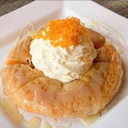 โรตีโดนัท+ฝอยทอง+วิปครีม