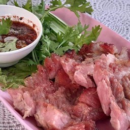 ร้านเพื่อนแซ่บ