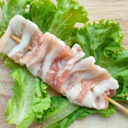 สามชั้น