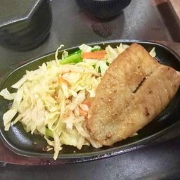 ชุดสเต็กปลาดอลลี่