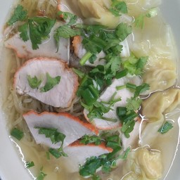 ร้านบะหมี่่เกี๊ยวต้มยำ&ข้าวขาหมู สาขาที่1