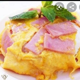 ข้าวไข่ข้นแฮม