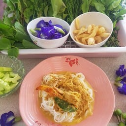 ร้านขนมจีนคุณยาย บางโจ ศรีสุนทร