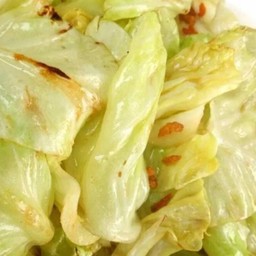 กะหล่ำปลีผัดน้ำปลา