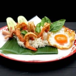กระเพรากุ้งสดๆ