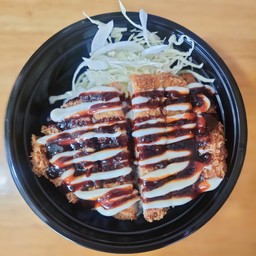 ข้าวหมูทอดซอสบลูโกกิ