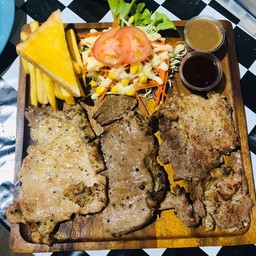 สเต็กยักษ์ (สันคอหมู+โคขุน+หมู)