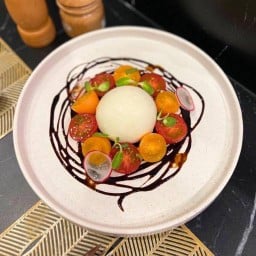 สลัดชีสสด
