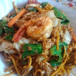 ข้าวไข่เจียวทรงเครื่อง