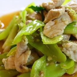 ผัดพริกสด
