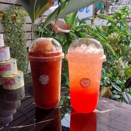 โค้กปั่น คู่น้ำสตรอเบอร์รี่โซดา