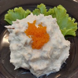 สลัดทูน่า (ถ้วย)