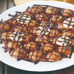วาฟเฟิลฮ่องกง  ชอคโกแลตกล้วย Hong Kong Waffle Topping Chocolate Banana 1029