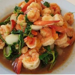 กระเพรากุ้ง (กับข้าว)