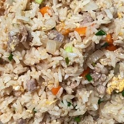 ข้าวผัดหมูสับ