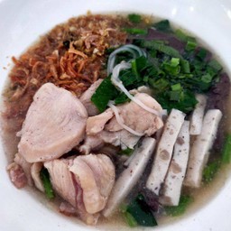 ก๊ยวจั๊บญวนไก่นุ่ม