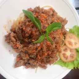 สปาเกตตีชอลมะเขือเทศเนื้อสับ