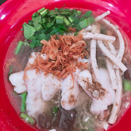 ก๋วยจั๊บญวนหน้าปลากระพง