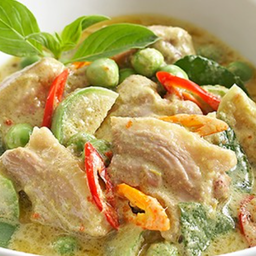 แกงเขียวหวานสันคอหมู