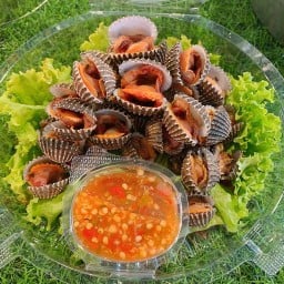 ที่นี่ถิ่นมีหอย กุ้งเผา หอยแครง หอยนางรม หอยหวาน