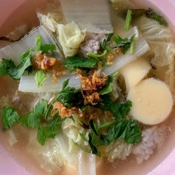 รวมมิตรผัดพริกหยวกราดข้าว