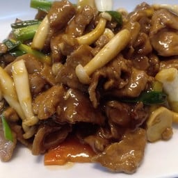 เนื้อวัวผัดน้ำมันหอย