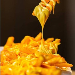 เฟรนฟรายราดชีส