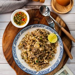 ข้าวผัดหมูชิ้น