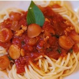 สปาเกตตี้หมูผัดซอสมะเขือเทศ