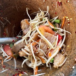 ตำคอหมูย่าง ปลาร้า