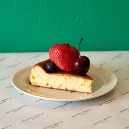 BASQUE CHEESECAKE