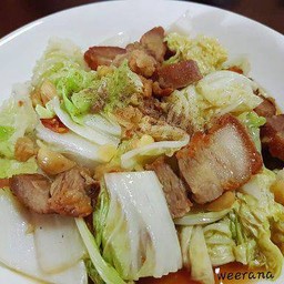 ผัดผักกาดขาวราดขาว(ระบุประเภทเนื้อสัตว์)