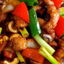 ไก่ผัดเม็ดมะม่วง