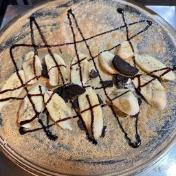 เครป เนยถั่ว กล้วยหอม โอริโอ้