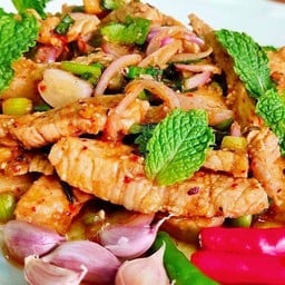 น้ำตกหมู