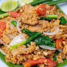 ข้าวผัดรถไฟหมู