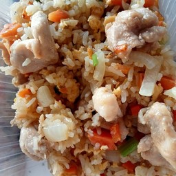 ข้าวผัดไก่