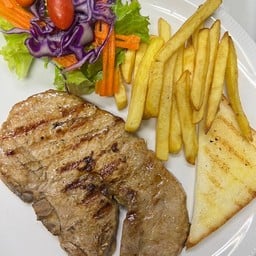 Sis & Me Steak House