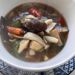 แกงเห็ดรวม